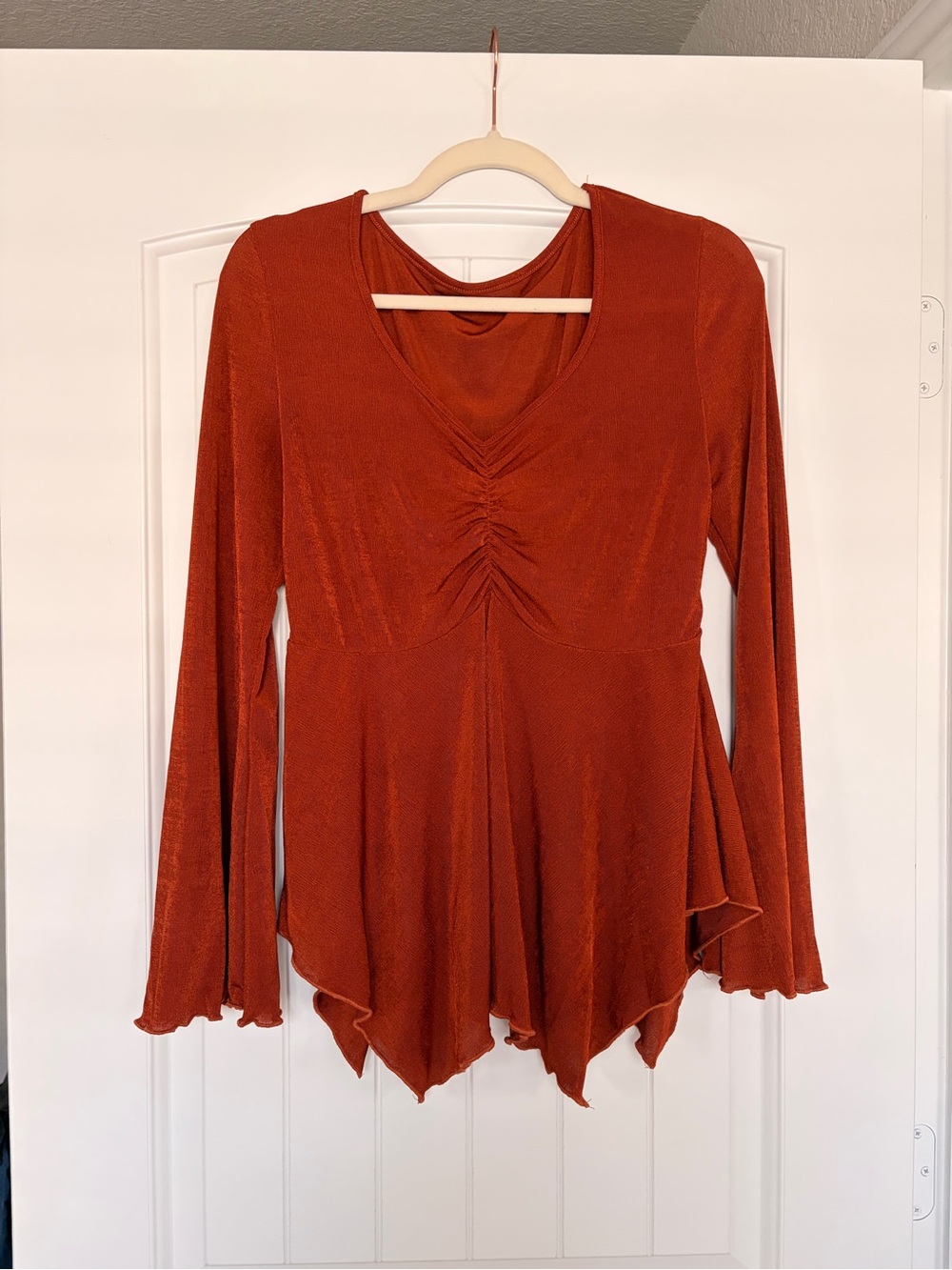 Rust Long Sleeve V-Neck Ruched Hem Women's Top